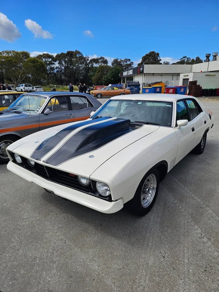 Muscle Cars and Coffee at Highway Lounge VIC